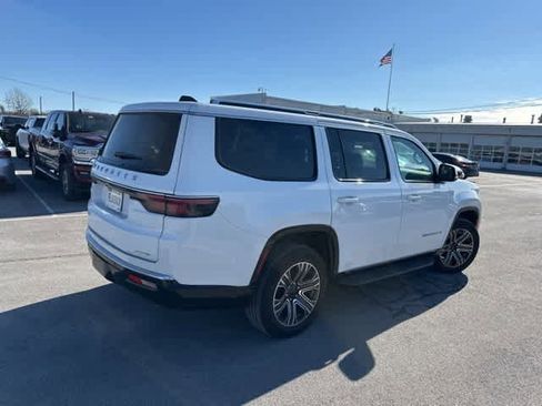 Used 2024 Jeep Wagoneer Series II image 21