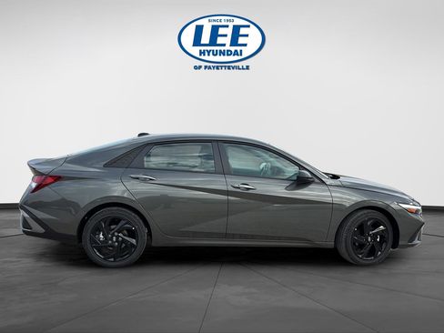New 2026 Hyundai Elantra Sport FWD image 4