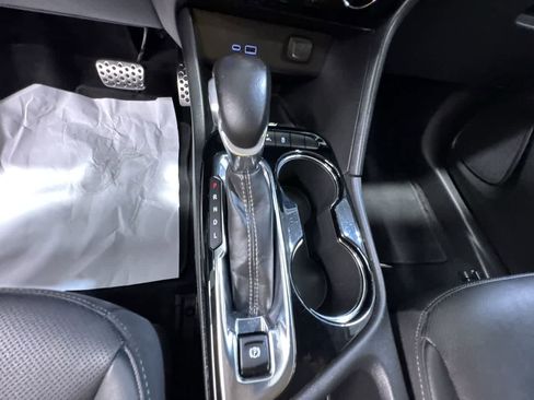 Used 2024 Buick Encore GX Sport Touring w/ Advanced Technology Package image 29