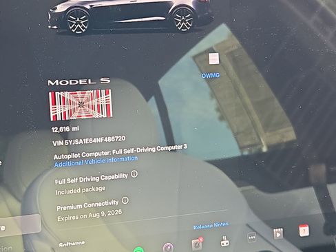 Used 2022 Tesla Model S Plaid image 21