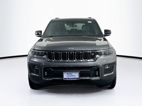 Used 2022 Jeep Grand Cherokee Overland w/ Adv Protech Group III image 2