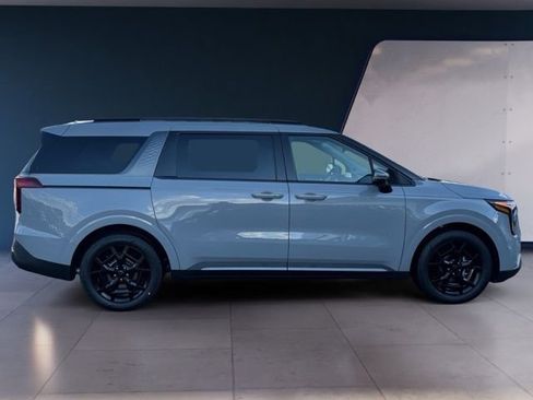 Certified 2026 Kia Carnival SX Prestige image 6