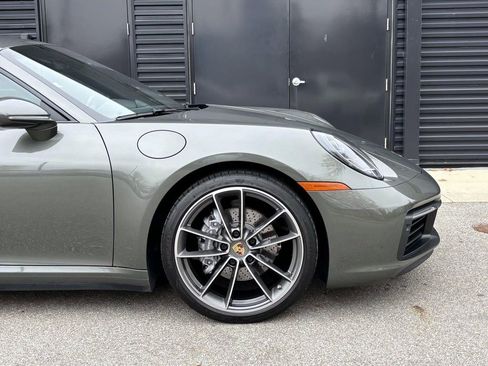 Certified 2022 Porsche 911 Carrera image 15