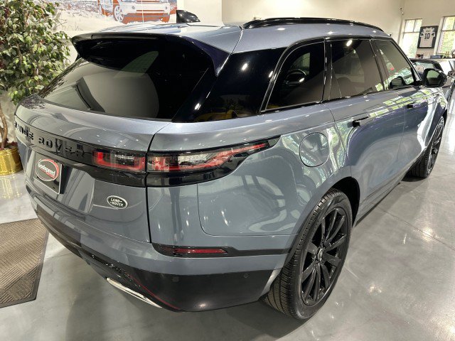 Used 2019 Land Rover Range Rover Velar R-Dynamic SE AWD/4WD image 2
