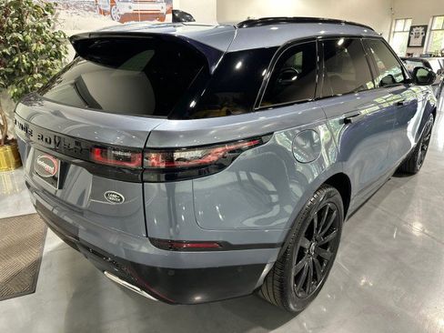 Used 2019 Land Rover Range Rover Velar R-Dynamic SE AWD/4WD image 2