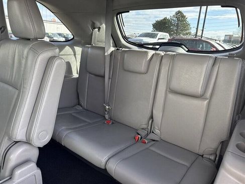 Used 2017 Toyota Highlander XLE image 17