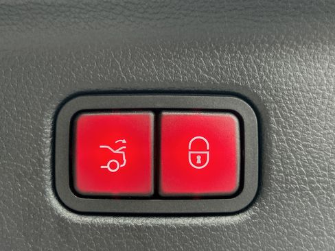 Certified 2024 Mercedes-Benz S 580 4MATIC Sedan image 11