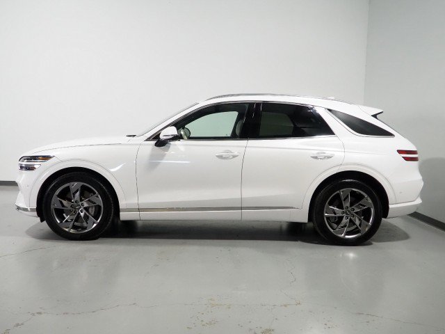 Used 2025 Genesis Electrified GV70 AWD Advance image 9