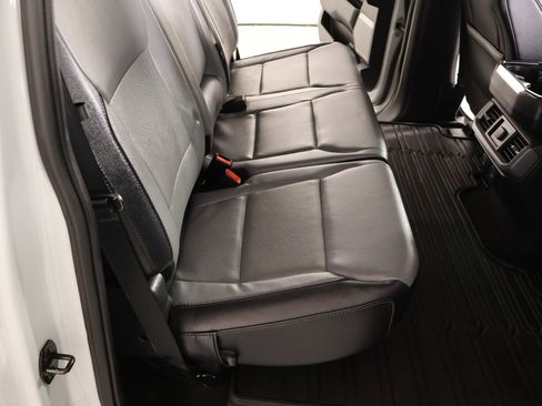 Used 2023 Ford F150 Lightning Lariat image 14