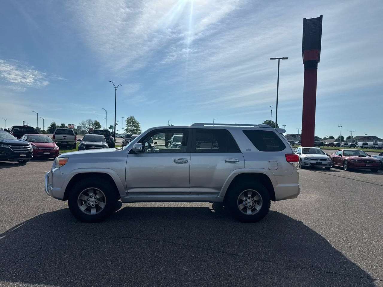 Used 2010 Toyota 4Runner SR5 AWD/4WD image 2
