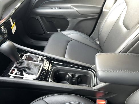 New 2026 Jeep Compass Limited image 24