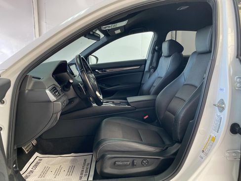 Used 2020 Honda Accord Sport image 19