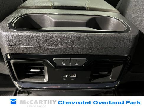 Used 2023 Chevrolet Silverado 1500 ZR2 w/ Technology Package AWD/4WD image 31
