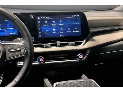 Used 2025 Chevrolet Equinox LT w/ Convenience Package II AWD/4WD image 7