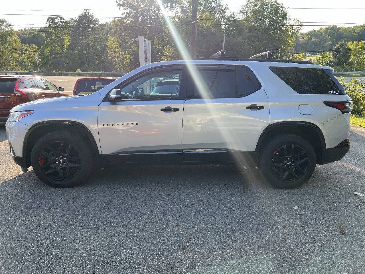 Used 2018 Chevrolet Traverse Premier w/ Redline Edition AWD/4WD image 6