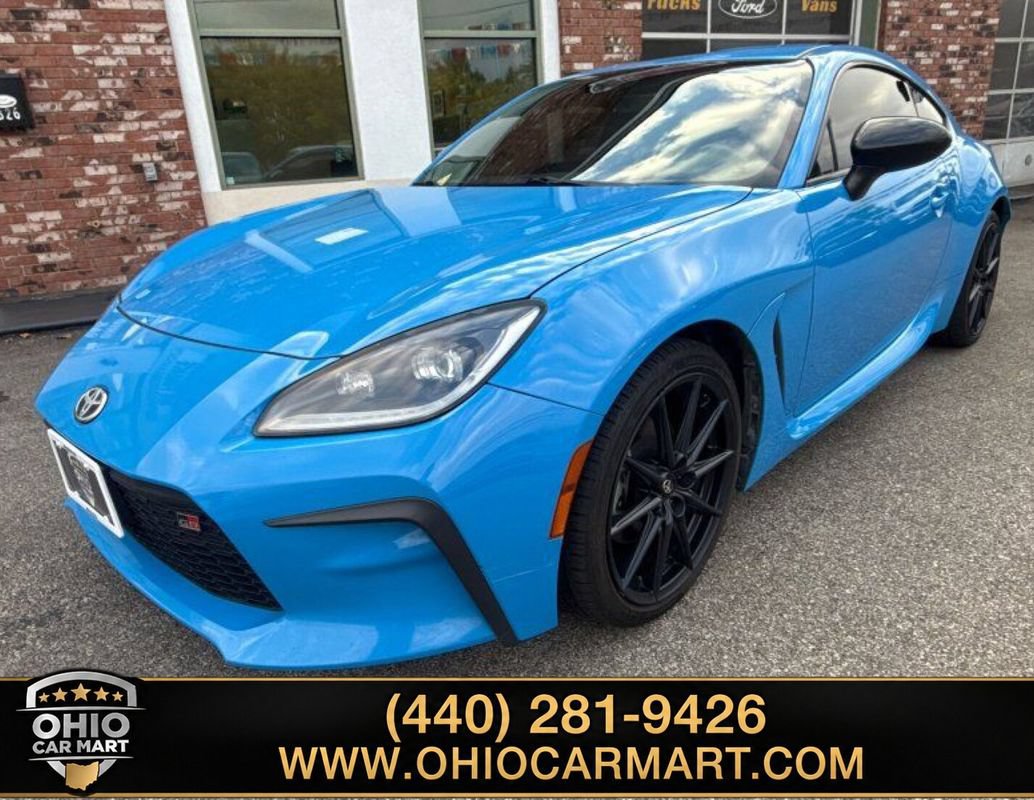 Used 2022 Toyota GR86 Premium w/ ALL Weather Mat Package (TMS) RWD image 1