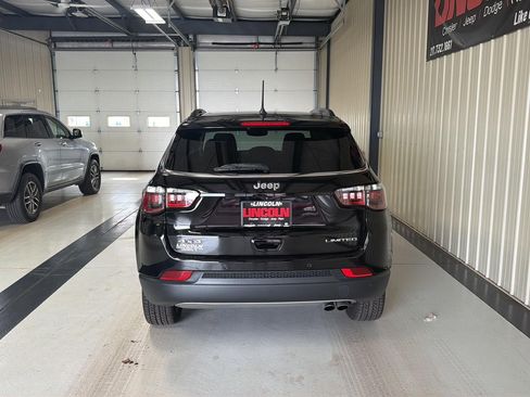 Used 2022 Jeep Compass Limited w/ Sun and Sound Group image 8