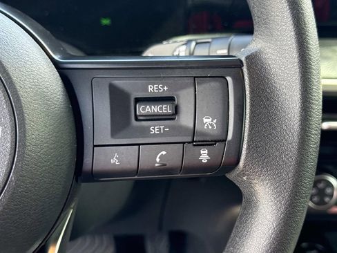 Used 2025 Nissan Kicks S image 25