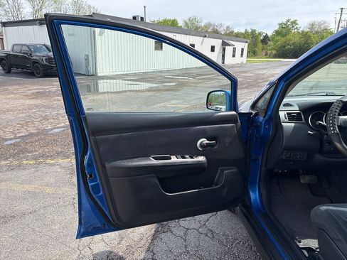 Used 2007 Nissan Versa 1.8 S w/ PWR Pkg FWD image 16