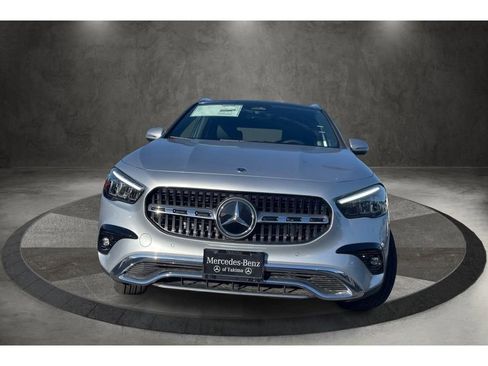 New 2025 Mercedes-Benz GLA 250 4MATIC image 8