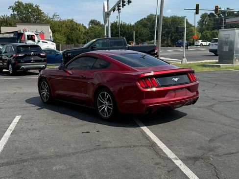 Used 2016 Ford Mustang Coupe RWD image 9