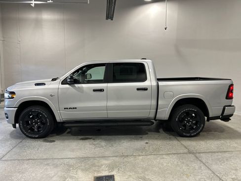 New 2026 RAM 1500 Big Horn AWD/4WD image 9