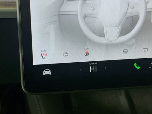 Used 2023 Tesla Model Y Long Range image 16