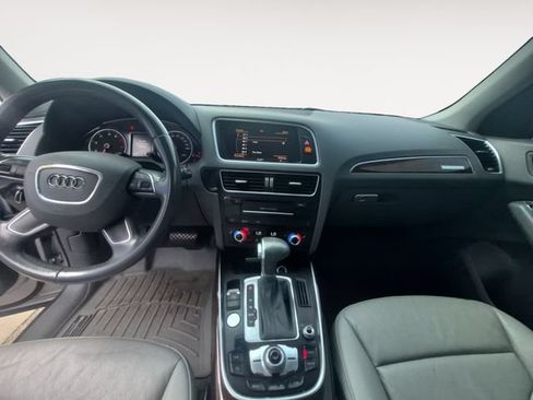 Used 2015 Audi Q5 2.0T Premium Plus w/ Technology Package AWD/4WD image 10