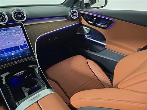 Used 2025 Mercedes-Benz C 300 4MATIC Sedan image 24