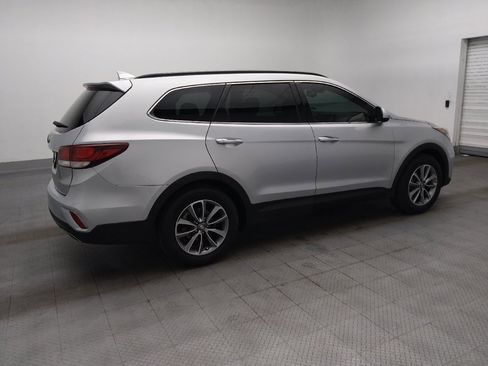 Used 2019 Hyundai Santa Fe XL SE FWD image 10