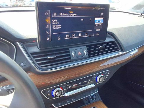 Used 2023 Audi Q5 2.0T Premium Plus w/ Premium Plus Package AWD/4WD image 20