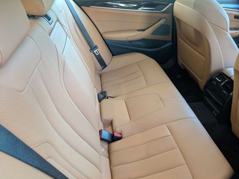 Used 2023 BMW 530i xDrive w/ Premium Package AWD/4WD image 23