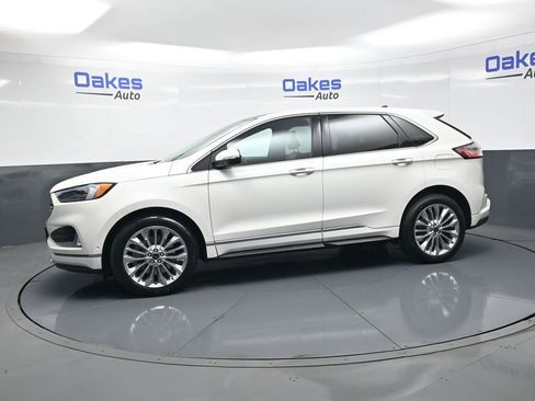 Used 2024 Ford Edge Titanium w/ Titanium Elite Package image 5