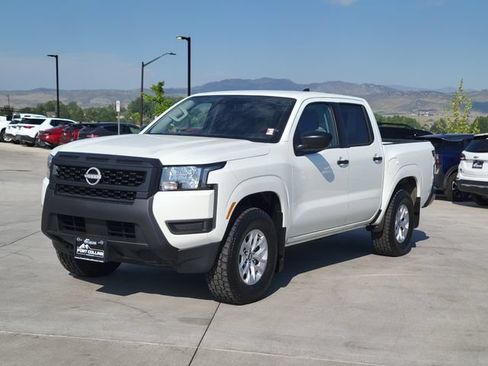 Used 2025 Nissan Frontier S AWD/4WD image 1