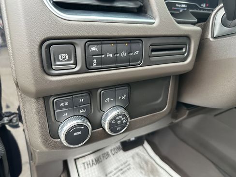 Used 2022 GMC Yukon SLT image 15