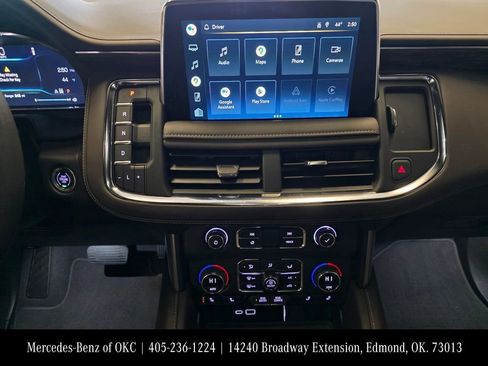 Used 2022 Chevrolet Tahoe Z71 w/ Luxury Package image 16