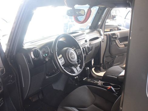 Used 2014 Jeep Wrangler Sport w/ Quick Order Package 24S AWD/4WD image 41