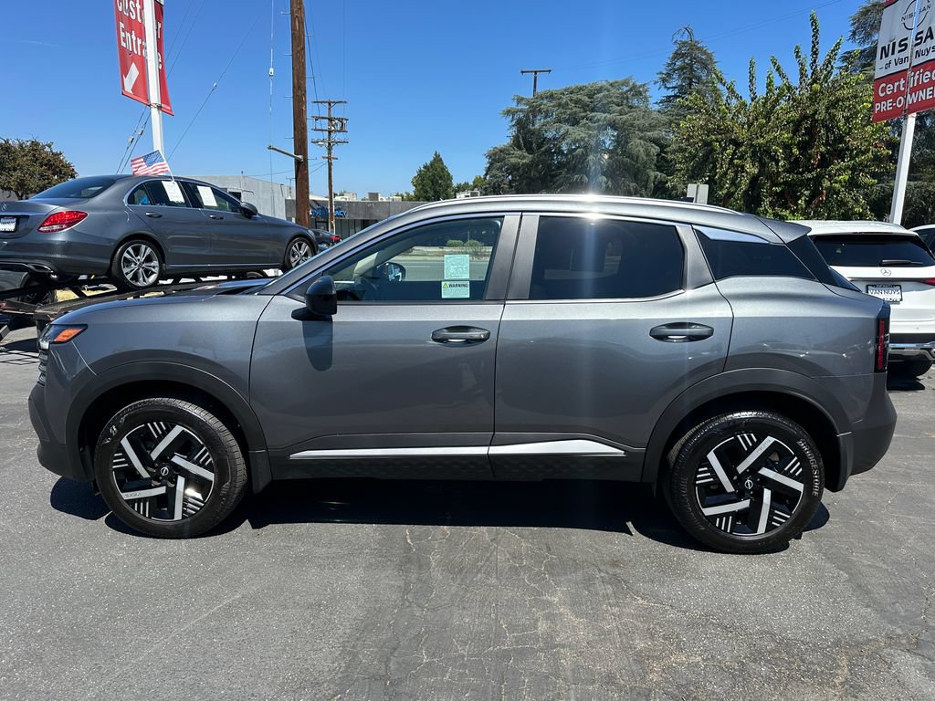 Used 2026 Nissan Kicks SV FWD image 3
