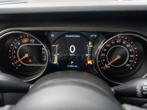 Used 2023 Jeep Wrangler Unlimited Sport AWD/4WD image 12