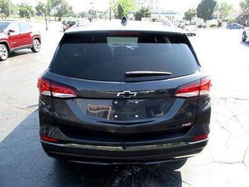 Used 2022 Chevrolet Equinox RS w/ RS Leather Package image 6