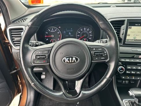 Used 2018 Kia Sportage EX w/ EX Technology Package image 18