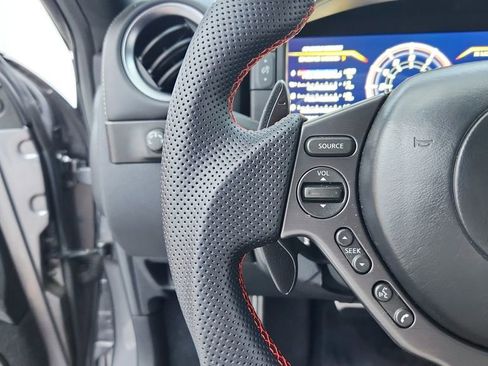 Used 2015 Nissan GT-R Premium image 29