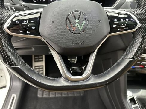 Used 2022 Volkswagen Tiguan SE R-Line AWD/4WD image 14