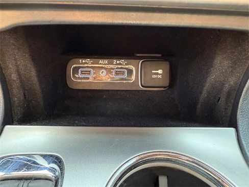 Used 2020 Jeep Grand Cherokee Limited w/ Luxury Group II image 22