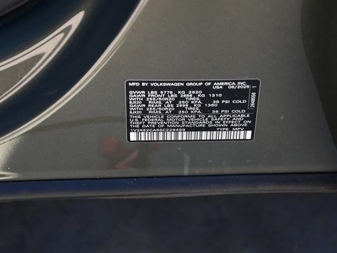 Used 2025 Volkswagen Atlas Cross Sport SE AWD/4WD image 20
