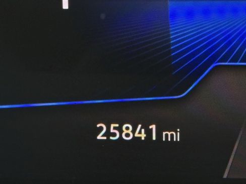 Certified 2024 Volkswagen Taos SE w/ MDO Package image 12