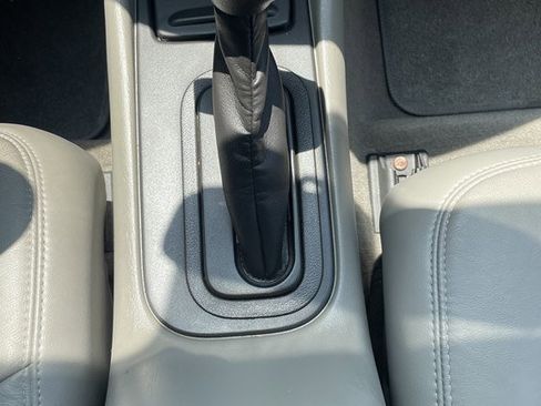 Used 2004 Chevrolet Impala SS w/ Preferred Equipment Group image 16