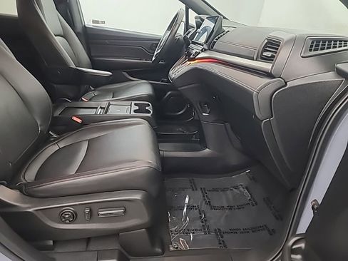 Used 2025 Honda Odyssey Sport-L image 15