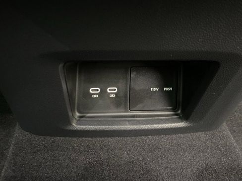 New 2026 Volkswagen Atlas Cross Sport SE image 52