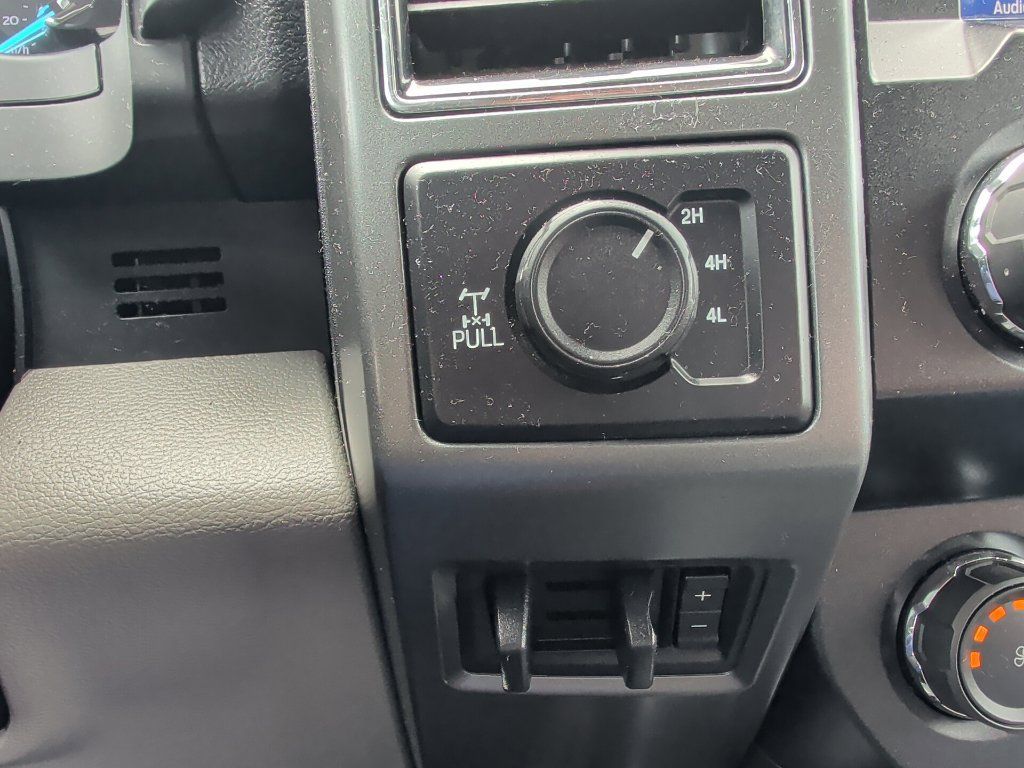 Used 2020 Ford F250 XLT w/ XLT Value Package AWD/4WD image 18